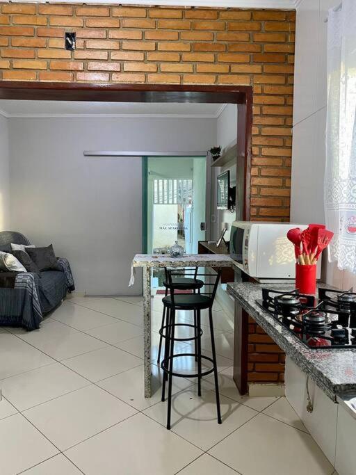 Hospedagem Mae Aparecida - Casa Esterno foto