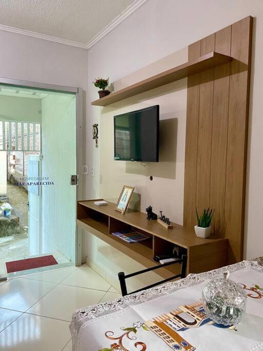 Hospedagem Mae Aparecida - Casa Esterno foto